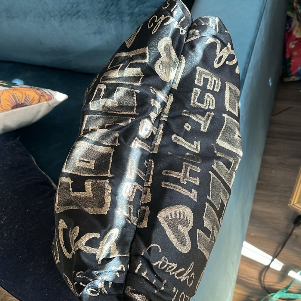 Lost in the 🔥 Coach Poppy Duo Black Story Block Tote and Wristlet - Picture 6 of 13